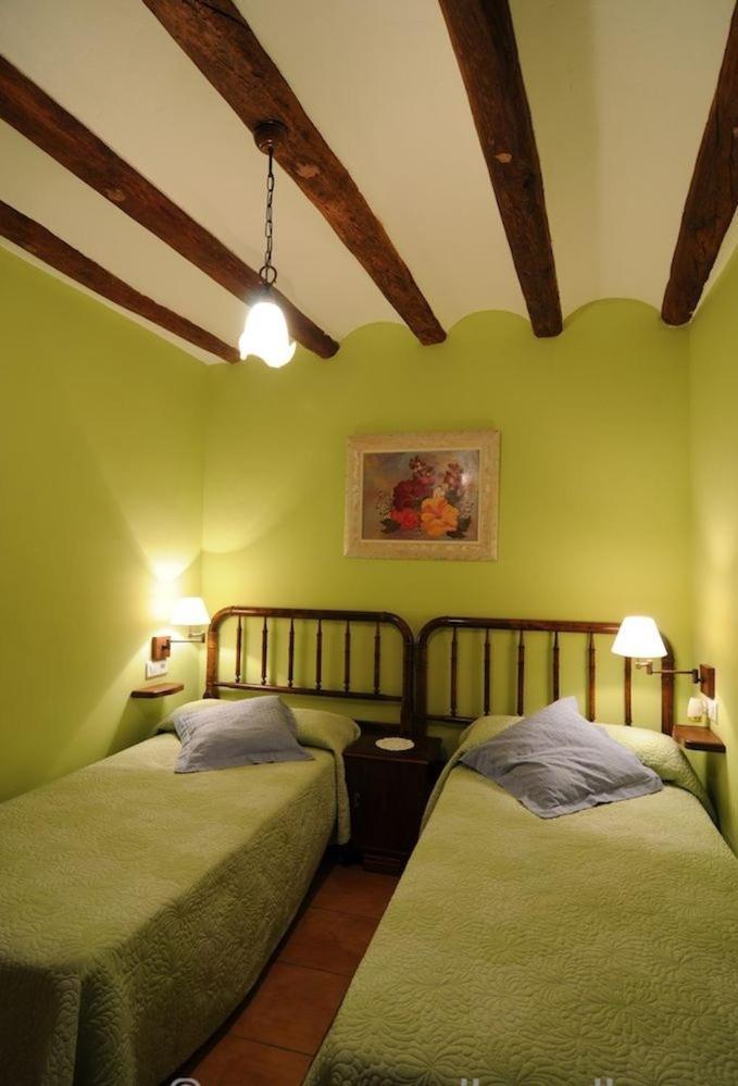 Вилла Casa Estivill Корнуделья Экстерьер фото